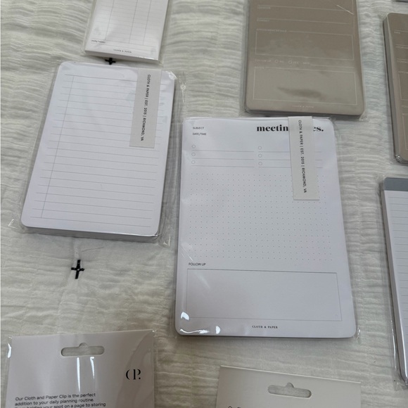 Cloth & Paper Assorted Stationery and Labels, and clips - Picture 3 of 6